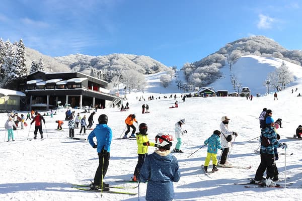 2025-26雪季的特点是西日本最快和最长的运营时间，从11月14日到4月12日，共150天