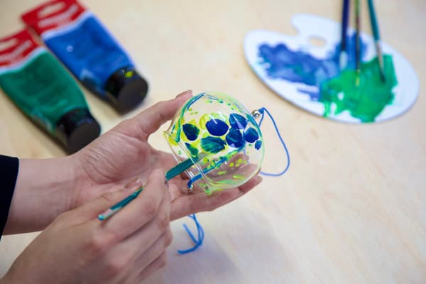 Wind chime painting experience at Mono to Art