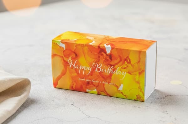 生日封套和包装