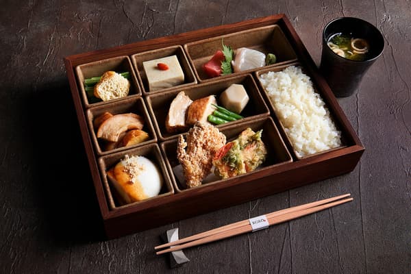 Weekday lunch box set at Kakō, JW Marriott Hotel Tokyo