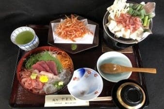 A set meal featuring sakura ebi dishes at Sushidokoro Yamashichi