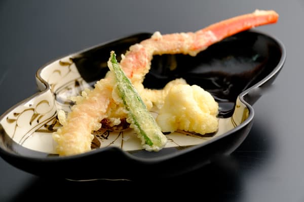 Tempura of Ise lobster, crab, and two kinds of vegetables