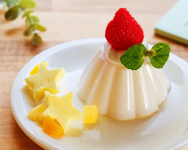 Kiwa Seisakusho UV-LED Resin Strawberry Chocolate Keychain