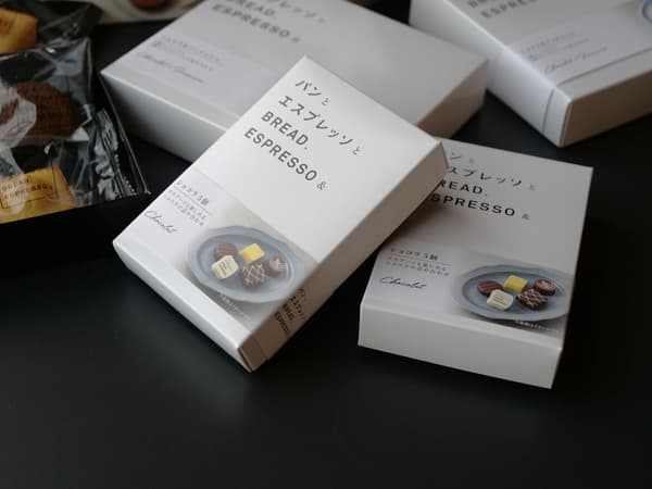 罗森面包、浓缩咖啡 &的三款白色情人节合作商品