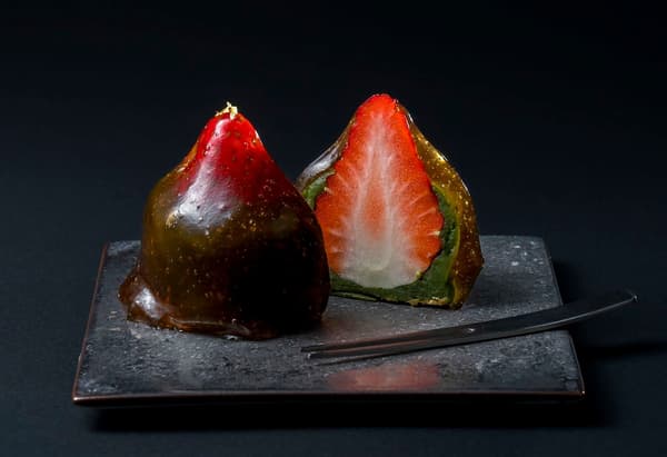 Strawberry Kohaku Mochi