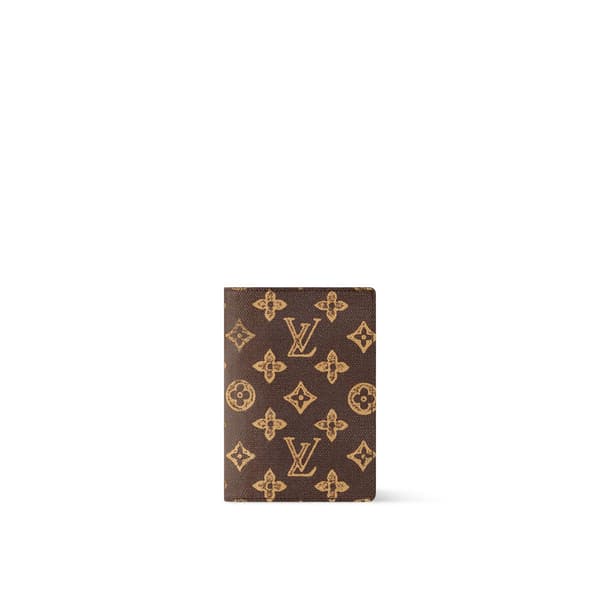 Pocket Wallet LV Charm features