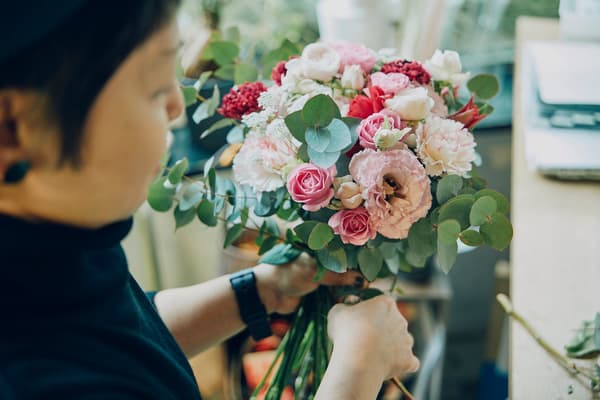 用废弃花卉制作的干花