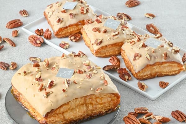 蒙布朗和浆果千层酥