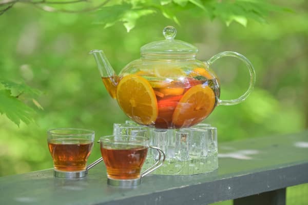 Un té elaborado con siete tipos de frutas frescas