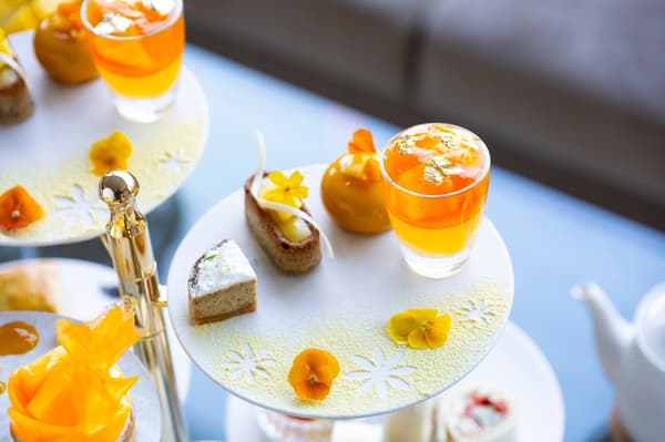 Assorted sweets: wakocha baked cheesecake, mango tigre, mango chocolate, and Miyazaki verrine