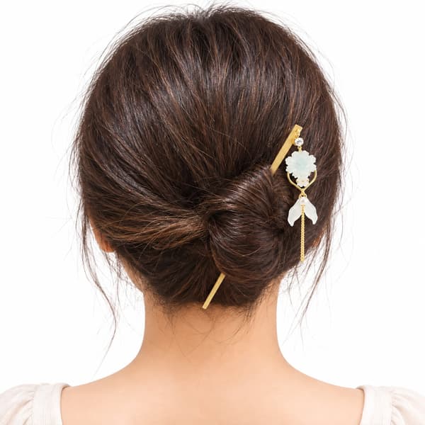 Shizuku Suiren Ippon Kanzashi in Asagi, worn in the hair