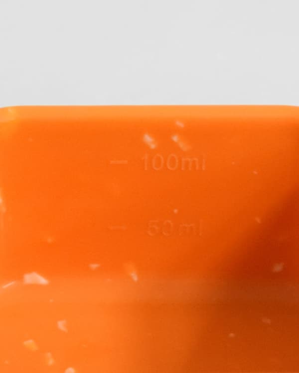 每个容器内部的测量标记