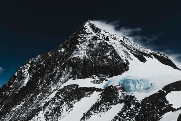 Landscape photograph featured in ARCA この星の物語