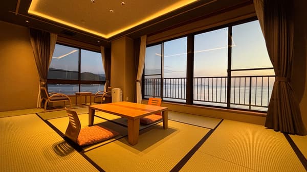 Renovated ocean front guest room at Hiraturu