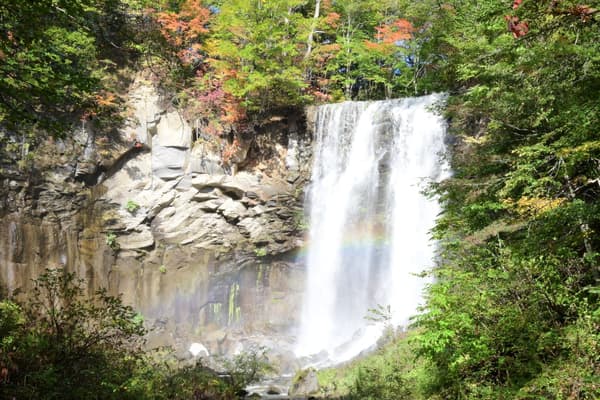 Rainbow over Ashiribetsu Falls this year (photographed October 6, 2026)