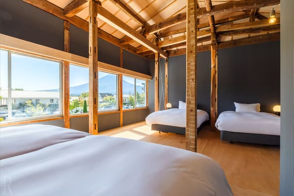 可欣赏富士山豪华景色的卧室