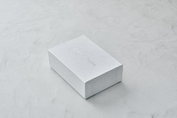 Close-up of Trois Fondants packaging