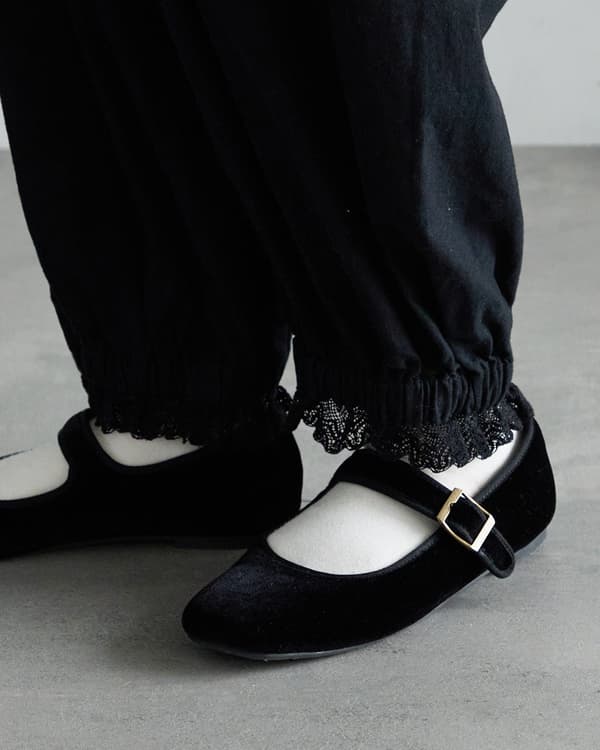Pantalones con dobladillo fruncido y bordado SA de Samansa Mos2