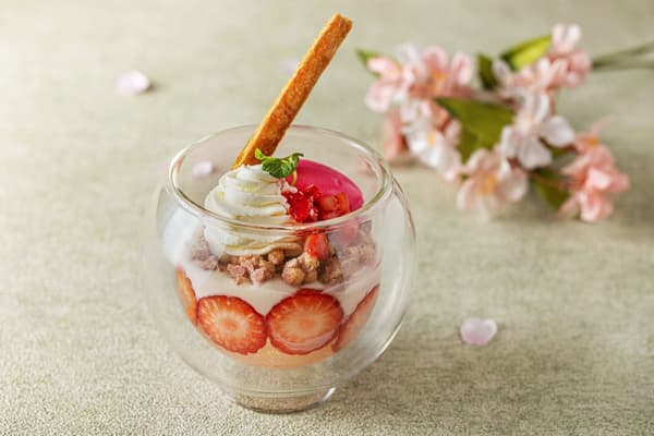 Rosé wine jelly and strawberry parfait