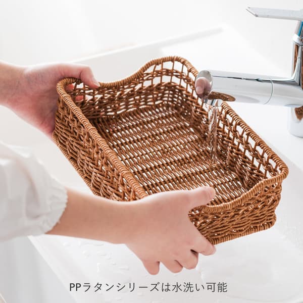 不同房间里的多个篮子