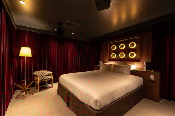 AOKI Takamasa “旅行房间 (902)”，京都BnA Alter Museum