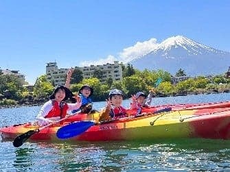 후지산 근처 패러글라이딩