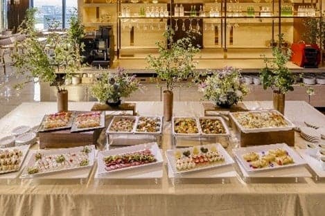 Panoramic-view restaurant