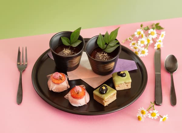 Middle tier desserts