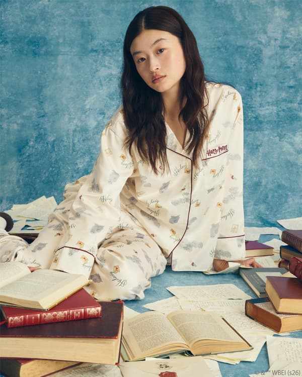Serie de pijama de satén cálido