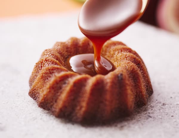 Seasonal Caramel Fondant Gateau (Fig)