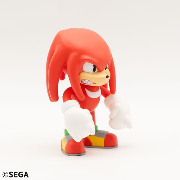 KNUCKLES back