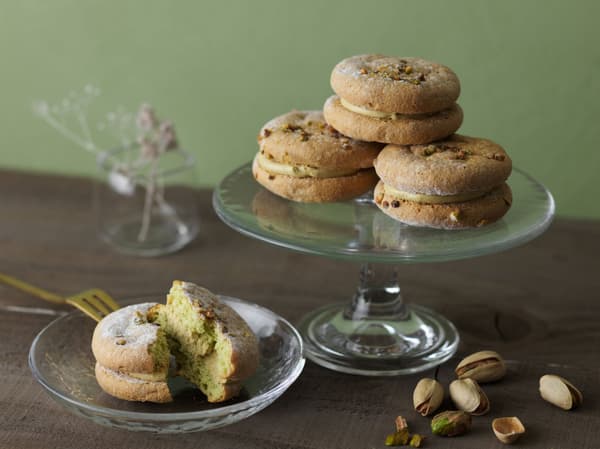 Pistachio Cake