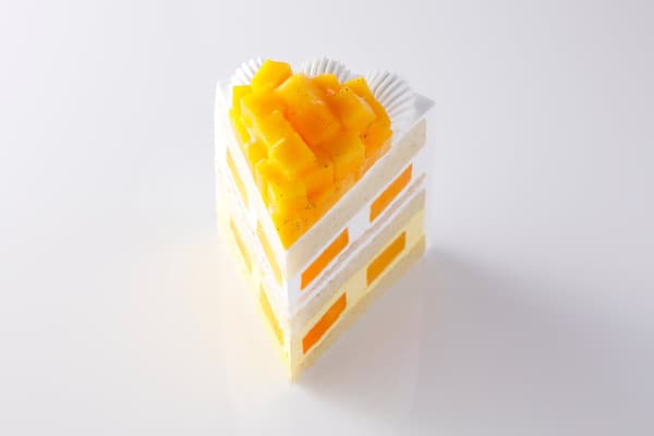 New Extra Super Mango Shortcake at Hotel New Otani