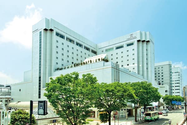 秋田ANA皇冠假日酒店外觀