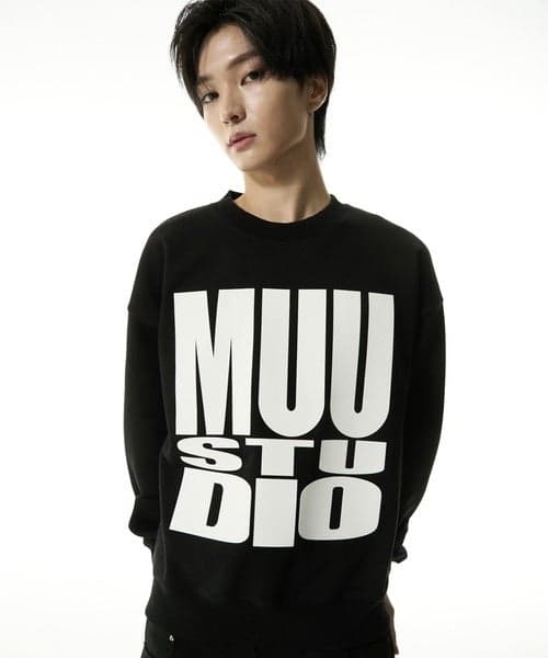 MUU STUDIO Big Logo Sweatshirt