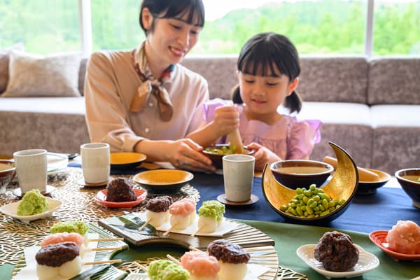 父母與孩子一同挑戰製作毛豆泥