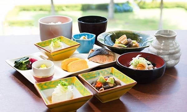 Restaurant ZIGZAG breakfast buffet at Hotel Tangram