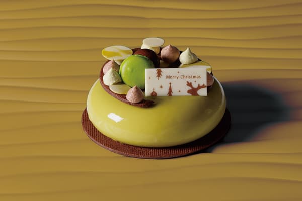 Noël Pistache, kue pistachio dengan aksen kesemek Rendaiji, merek kesemek dari Prefektur Mie