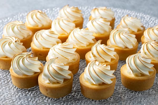 Tarte Fromage with Citrus Aroma
