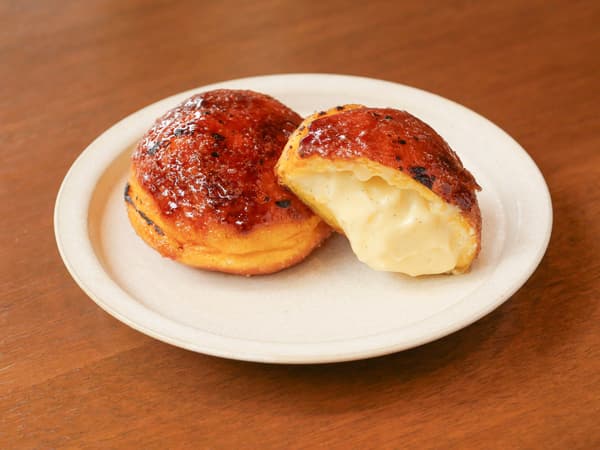Poteri Bakery Tokyo Brûlée donut