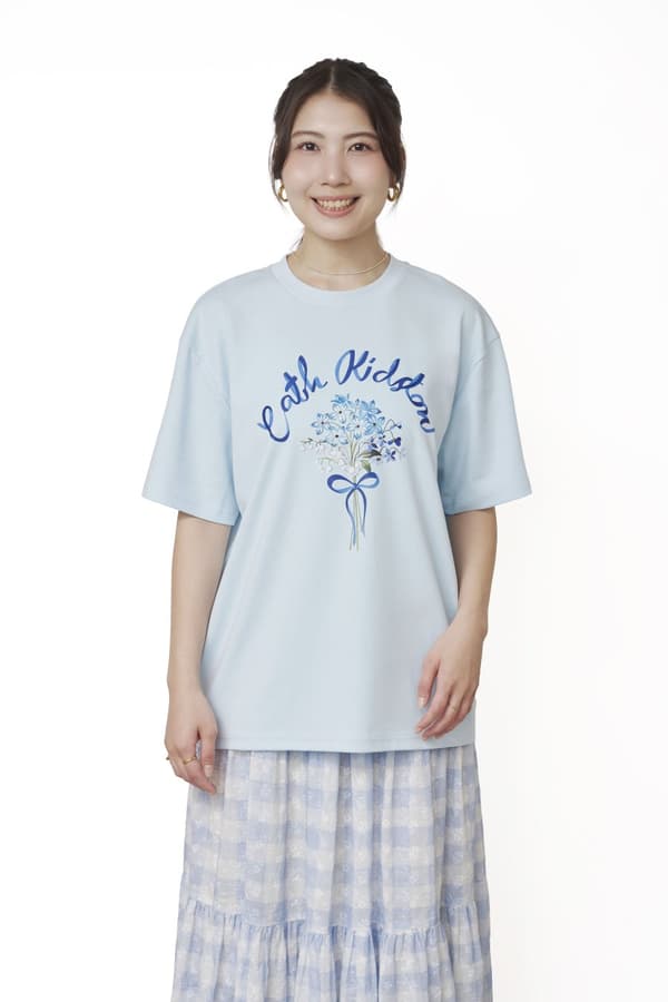 Cath Kidston เสื้อยืดโอเวอร์ไซส์ Flower Bunch สีฟ้าแซกซ์
