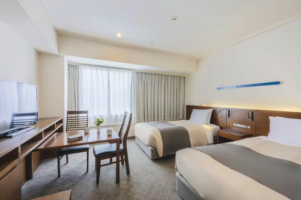 High-floor Superior Twin