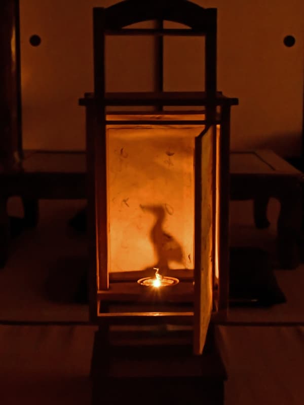 Experiencing old-fashioned lighting
