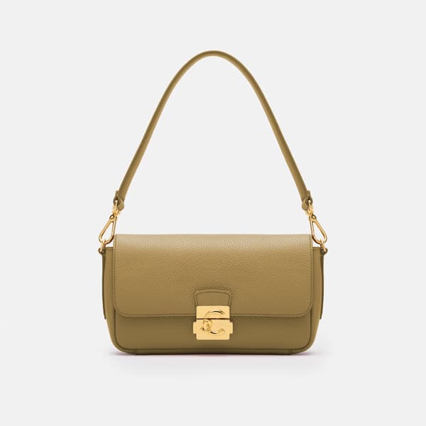 COCCINELLE C-ME LOCK E1 U4K 12 02 01 G43 GRAINY LEATHER ¥62,700 (含稅) (24x12x5 cm)