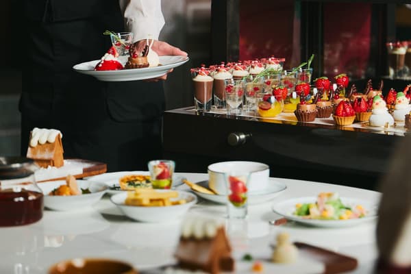 Dessert wagon service