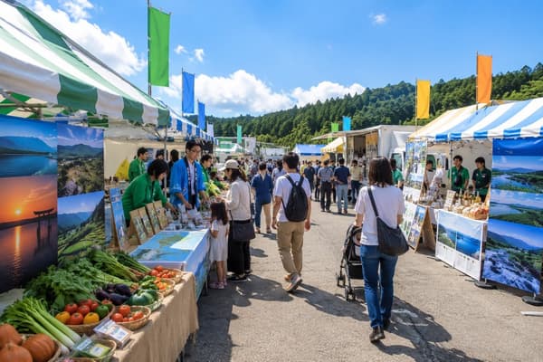 Visitors enjoying hands-on booths at the Shiga Prefecture Urban Development Future Expo