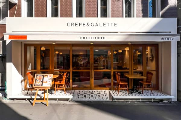 CREPE & GALETTE TOOTH TOOTH restaurant exterior in Kobe Toa West