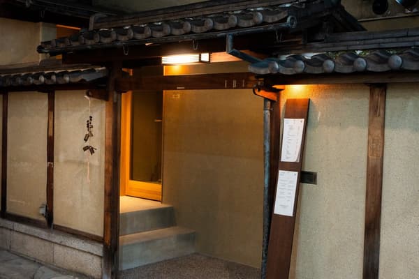 从用餐区看到的鸭川景色