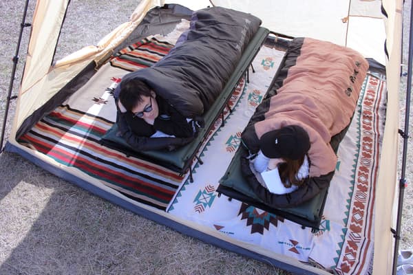 움직임이 편안한 넓은 디자인