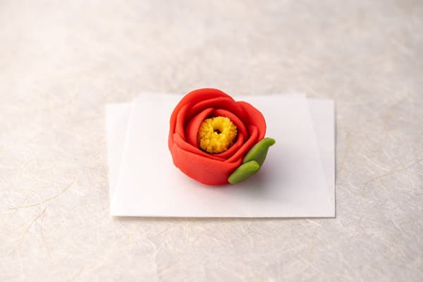 Tsubaki (camellia) nerikiri